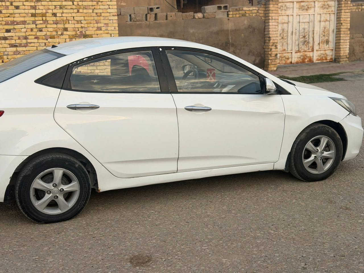 اكسنت✨ موديل 15 خليجي //كير مكينه باكيت1400//. سياره كفاله عامه من ضربه وتبديل. فقط بيه قطع صبغ الجمالي. كهربائيات حداديه تخم تاير كله شغاله تبريد شغال سنويه ال 30 مشروع وطني رقام نلكيزي جدد 
السعر 👈.  73. وبيها مجال حك جيه العنوان العمارة 🦅 مكلف بنشر شراي تصل علا صاحبه 📞. ‏‪***********‬‏
