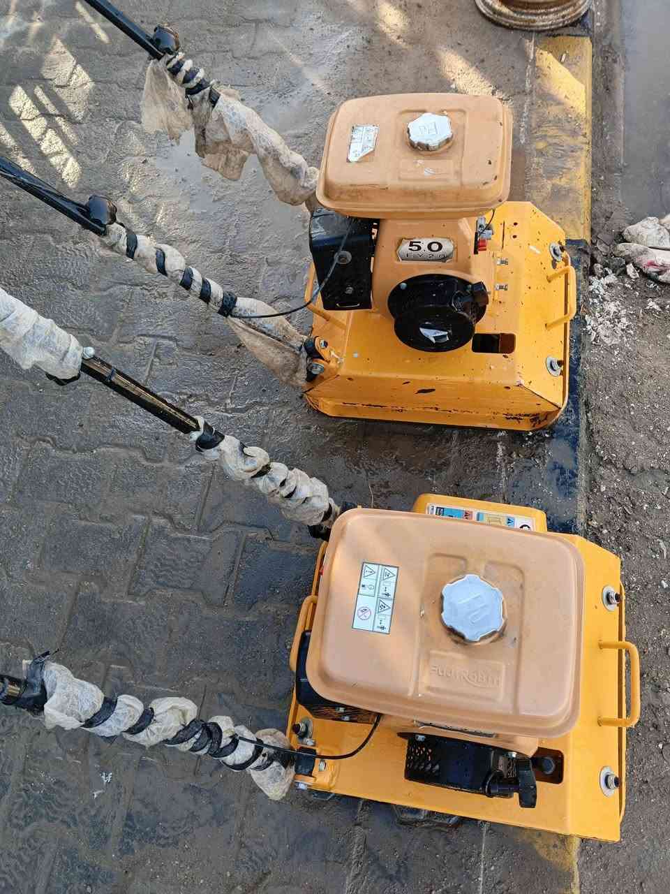 حادلات 2 للبيع وزن 90 كيلو 
شبه جدد.  استعمال قليل
السعر 300 وبي محال شويه 
نجف. كوفه. حي ميسان قرب النفق 
***********
