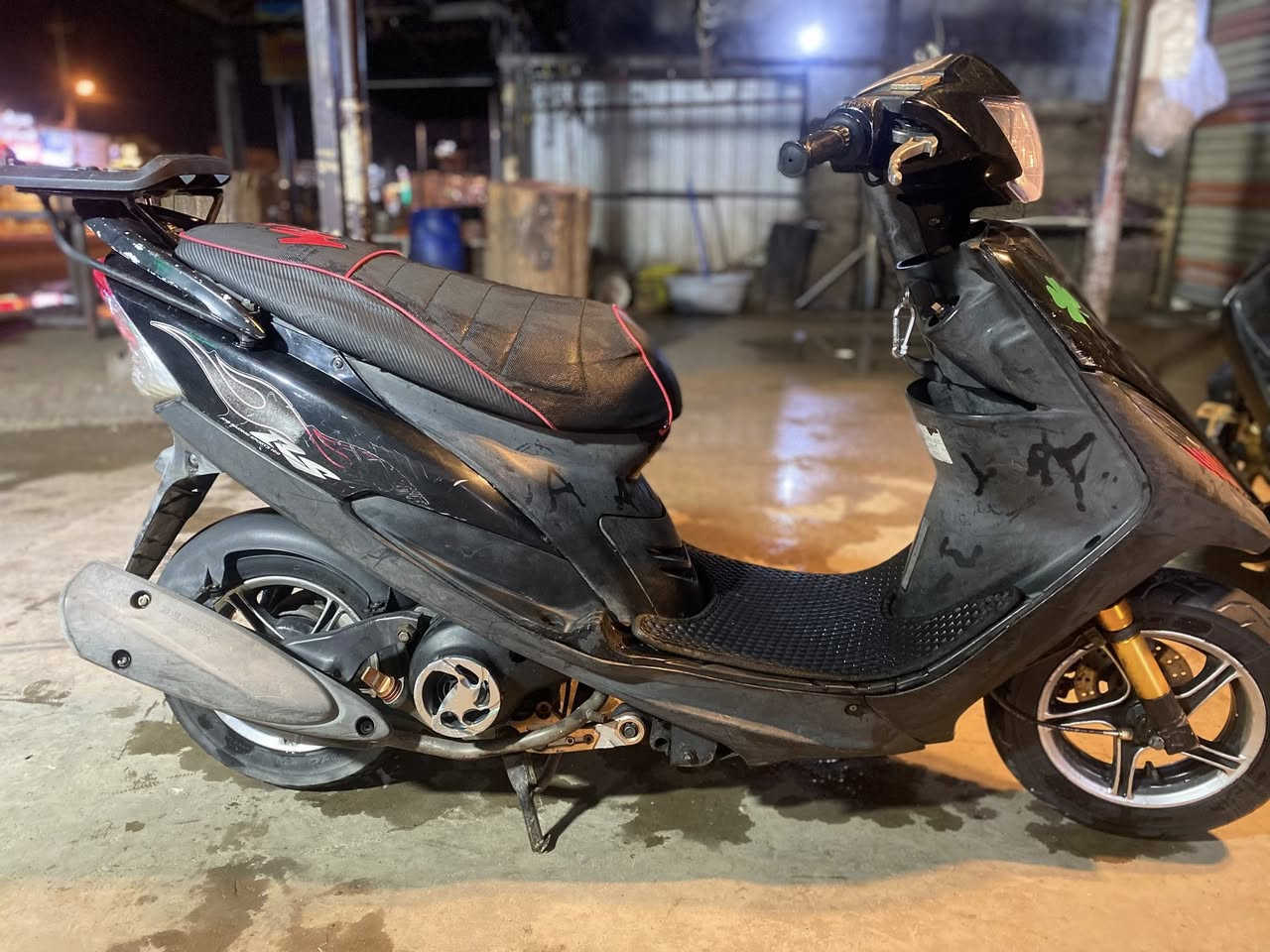 سلام عليكم عدلة كفالة عامة
دراجة رمبة ب  شهر11  كلها ختم واحد وية المكينه  

مكفولة كشر ومكينه 

كلها كامله 

وبيها  تزويد اصلي 

صدر مشمشي 

ويلكب 

وفلاوين وشيال وقطرة ويدات ودبل خلفي  

دراجة كله بلادية  

سعرها 

ب مليون وبيها مجال بصيط  

مكان بغداد دورة 

 

اتصال  

‭٠٧٨٧ ١١٨ ٠٣٧٠‬

واتساب ***********
