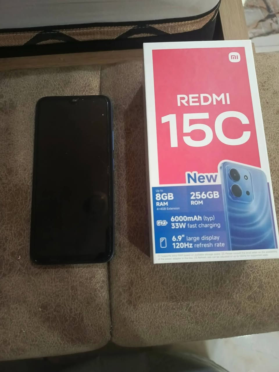 جهاز شاومي ريدمي c15 الجهاز جديد بمعنى الكلمه مستخدم يومين فقط بعده بالباكيت شرط نضافه 100% كامل ملحقاته مواصفاته كلش حلوه رام 8 ذاكره 256 شاشه جبيره ممتازه مقاومه للصدمات بطارية سعة 6000 مل السعر 150 الف وبيه مجال بسيط مكاني سدة الهنديه / المهناويه / / قرب ملعب قريه 1 / ‏‪***********‬‏ متوفر واتساب
