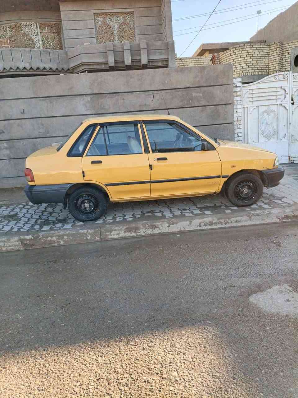 السلام عليكم سايبا للبيع موديل 2015 رقم بغداد انكليزي تحويل ثاني يوم  مصفرة هيئه وغرامات محرك كير مكفولات تبريد تدفئه تخم تاير صدر جديد سياره احله من الصو سهر 33 وبيها مجال مكاني بغداد السياحي شاعوره مبايل ***********
