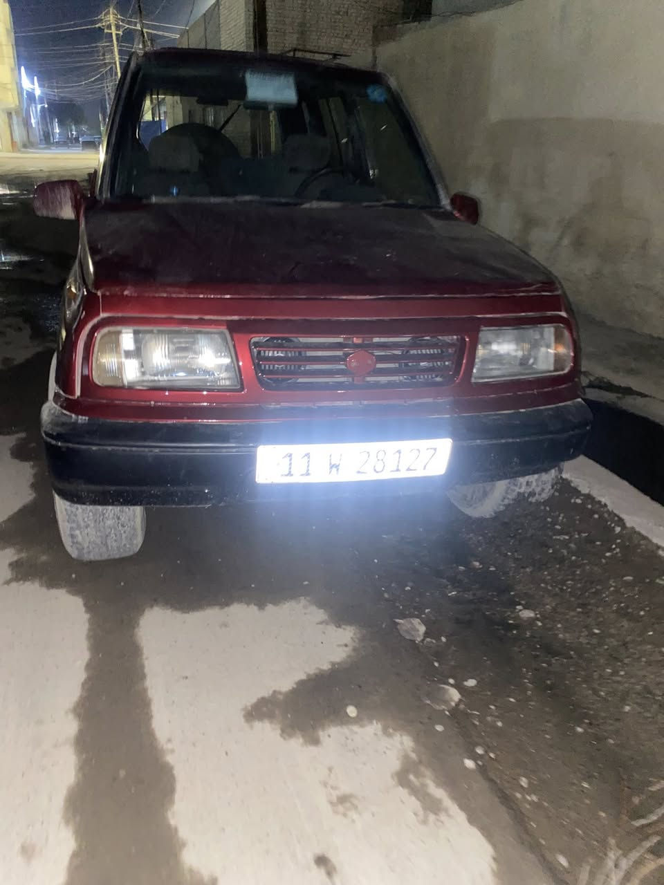 سلام عليكم 
سياره سوكي
فيتاره 
موديل ١٩٩٥
رقم بغداد تحويل مباشر
السعر ٤٠ 
***********السياره معمره تعمير كامل
ملاحضه 

السياره ترهم امروس 
بس كوان اب سياره كير عادي اهم شي وإذ ابسياره حمل بعد احسن
***********))
