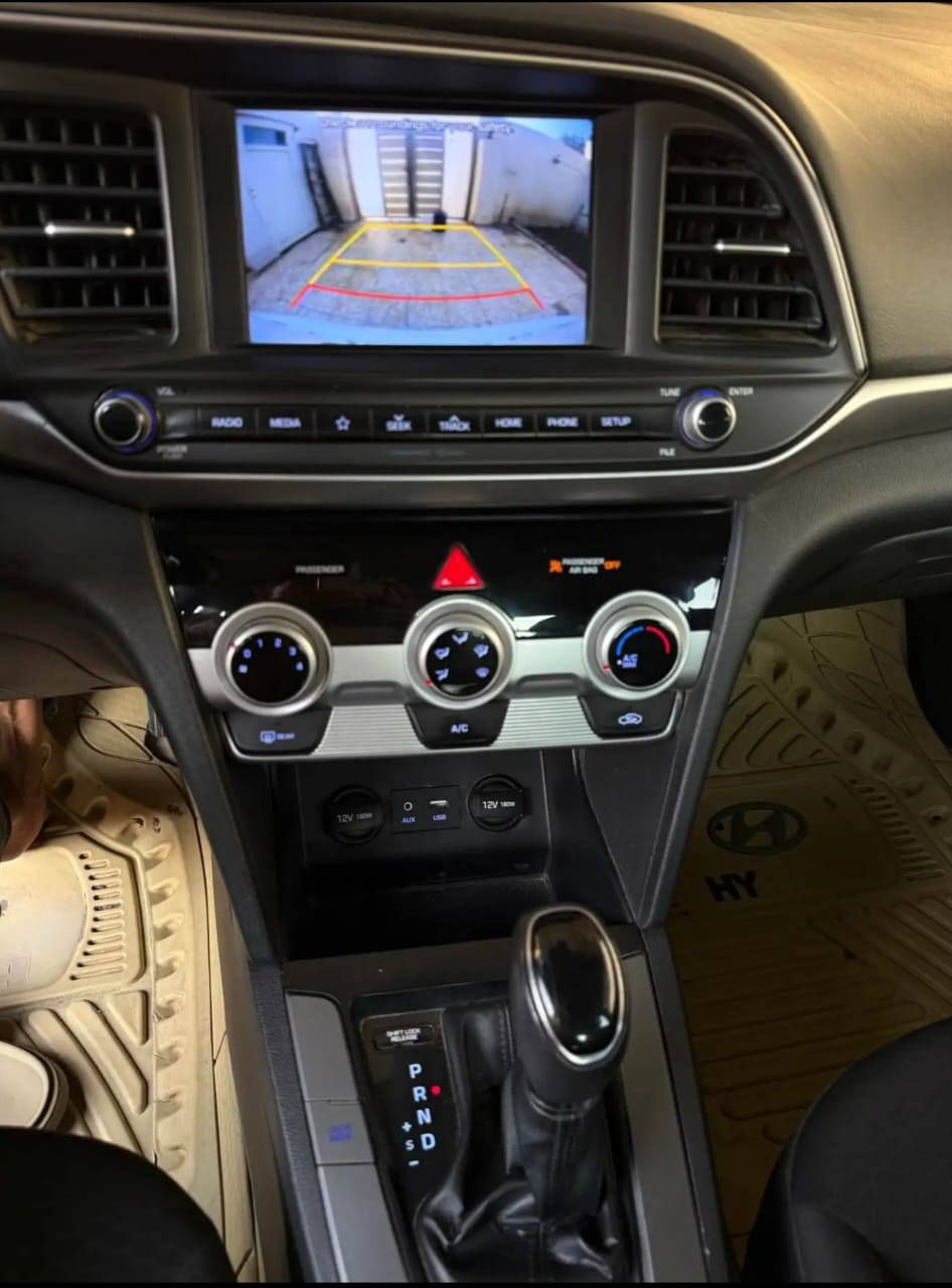 النترا 2019 وارد امریکی حادثه بس بنید بدون دواخل رقم بغداد معوقین تخلص بعد 20يوم  مکینه 2000 دوش کیر atm نص فول کامرا
ورادار لد امامی زنون حداديه جديده ماشيه 150mi جاهزه السيارةة
مابیه ای نقص.
عدنا وكاله عامة مطلقه 
مكان السياره ناصريه مركز 
السعر 135 وبيها مجال للشراي 
 *********** اتصال وواتساب موجود
