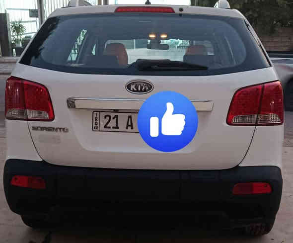 كيا سورينتو موديل 2011
خليجية 7 راكب
ماشة 135 الف كيلو 
على ايدي من الشركة محرك بلاد ممفتوح
مكفولة من الصبغ والضربة كلشي شغال بيهة على البلاد
السعر 150 وبيها مجال بسيط
للاستفسار ***********
