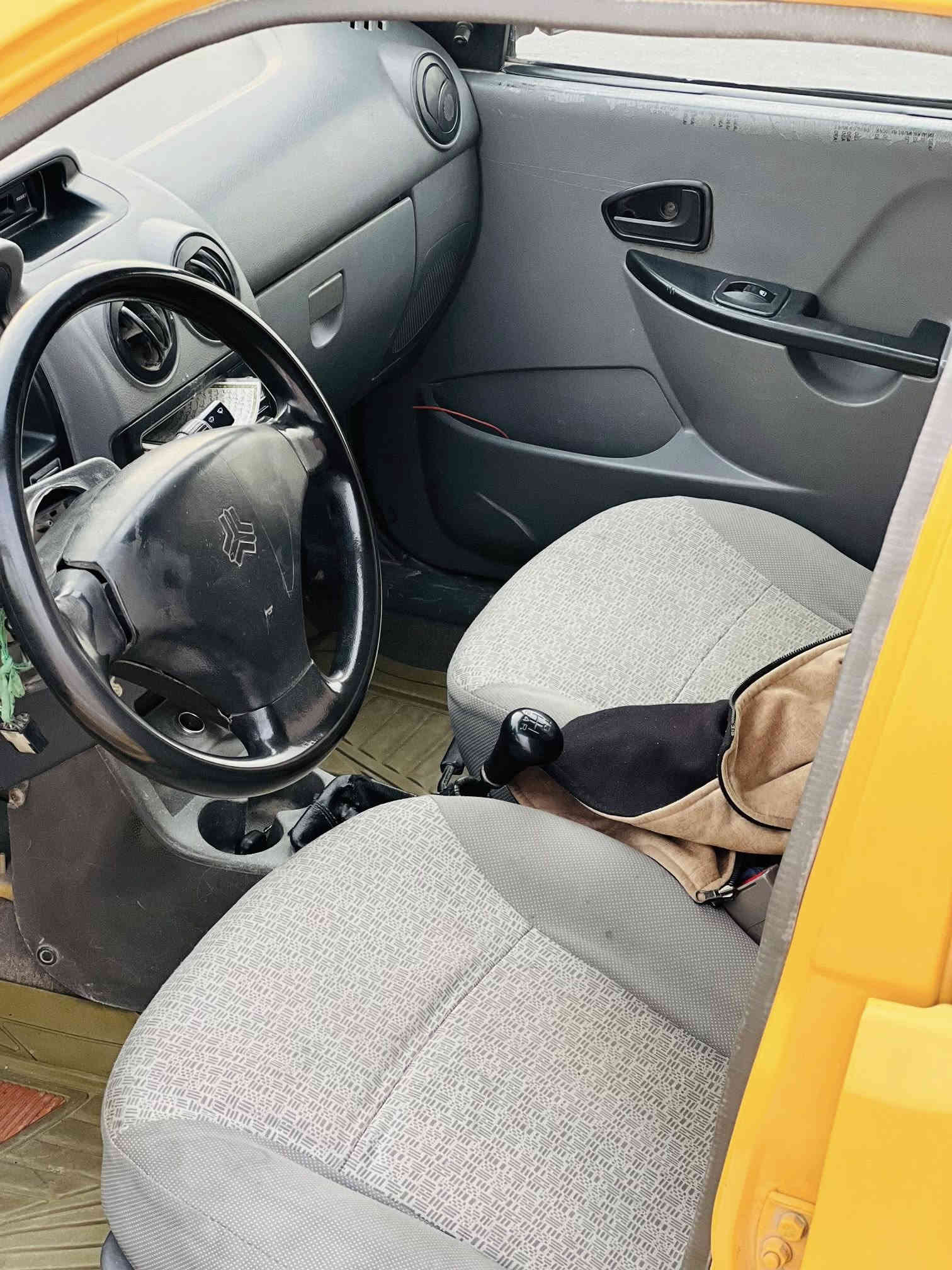 سايبا موديل 2017 مكينه جديده كير جديد حداديه جديده تحويل ثاني يوم مصفره هيه وغرامات السنويه مجدده لغاية 2028 السعر 32 والشراي يتصل ***********
