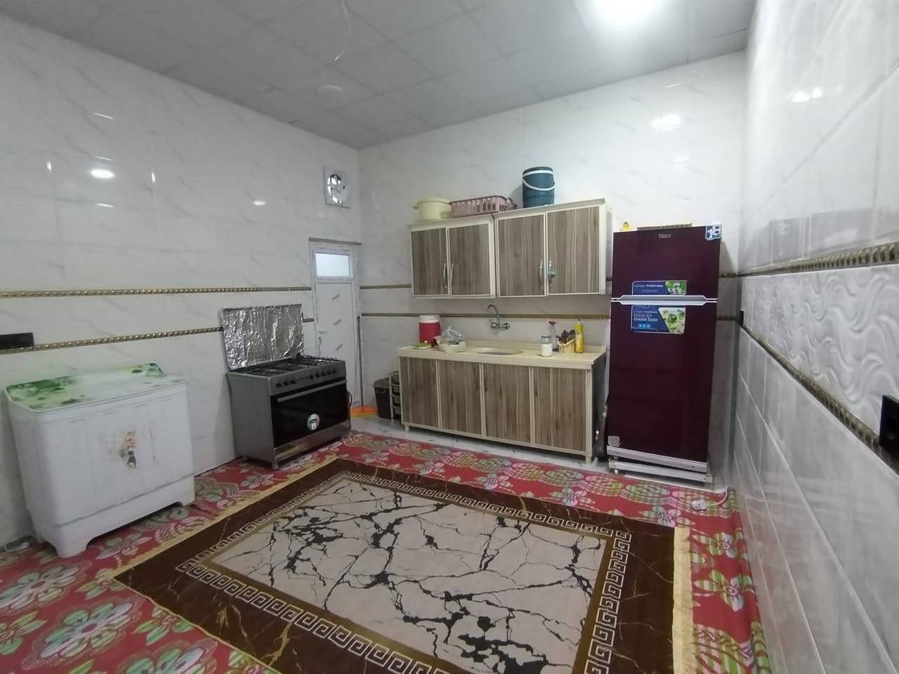 دار للبيع المساحه 100متر بناء جديد  في حي العسكري الزراعي  اقرب نقطه داله مقابيل  جامع خديجة السعر 45 وبي مجال للستفسار اكثر هاتف *********** 

واتساب***********
