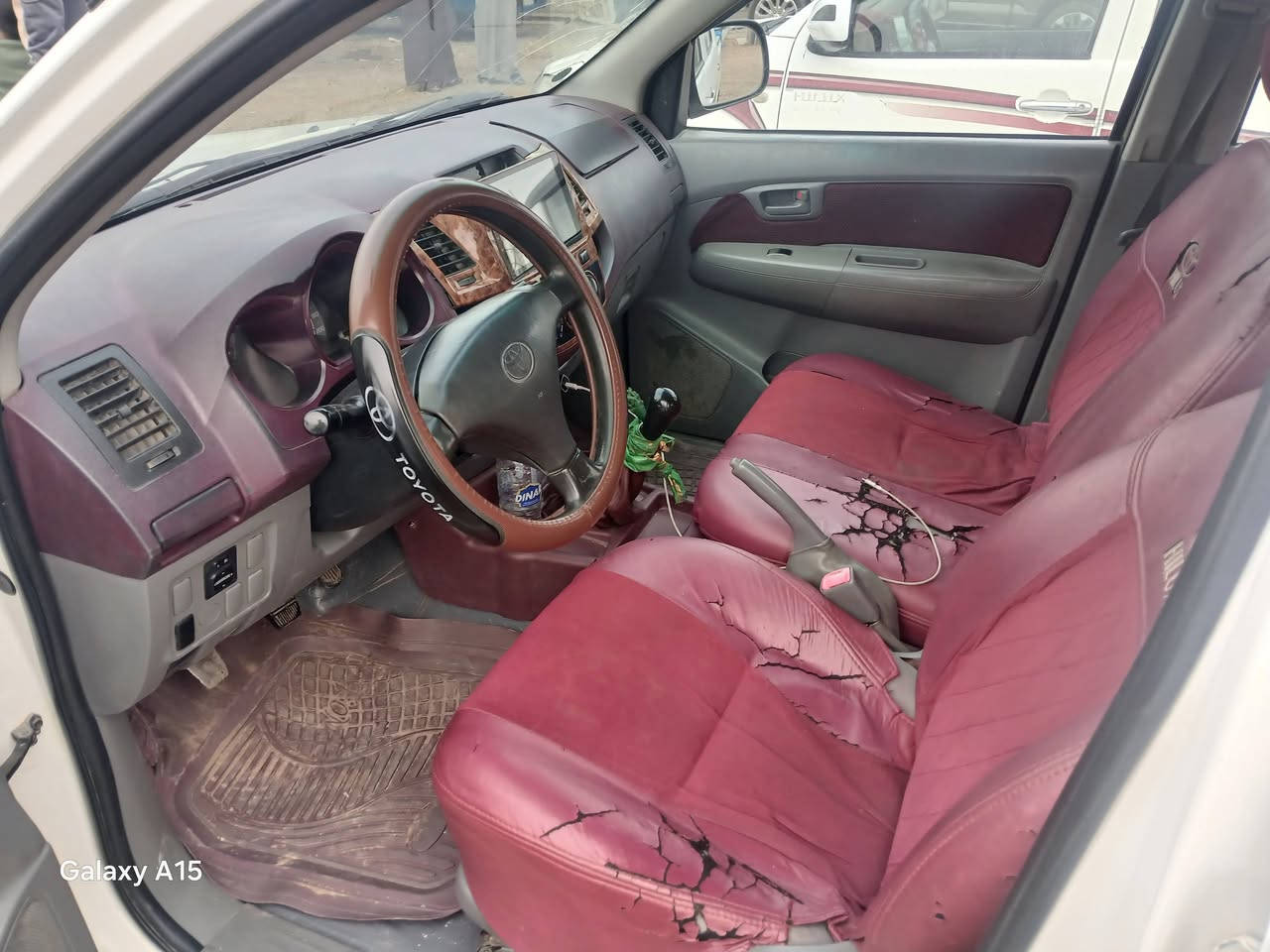 السلام عليكم بيكم تويوتا للبيع 
موديل ٢٠٠٦
شاصي ١٩ سعودي 
رقم واسط دولي شرط التحويل 
السيارة بيهة بارد وبيهة صبغ بذيل البدي تقريبا شبرين 
السعر ١٢٦ ورقة وبيهة مجال 

المكان ديالى خان بني سعد

***********
***********
