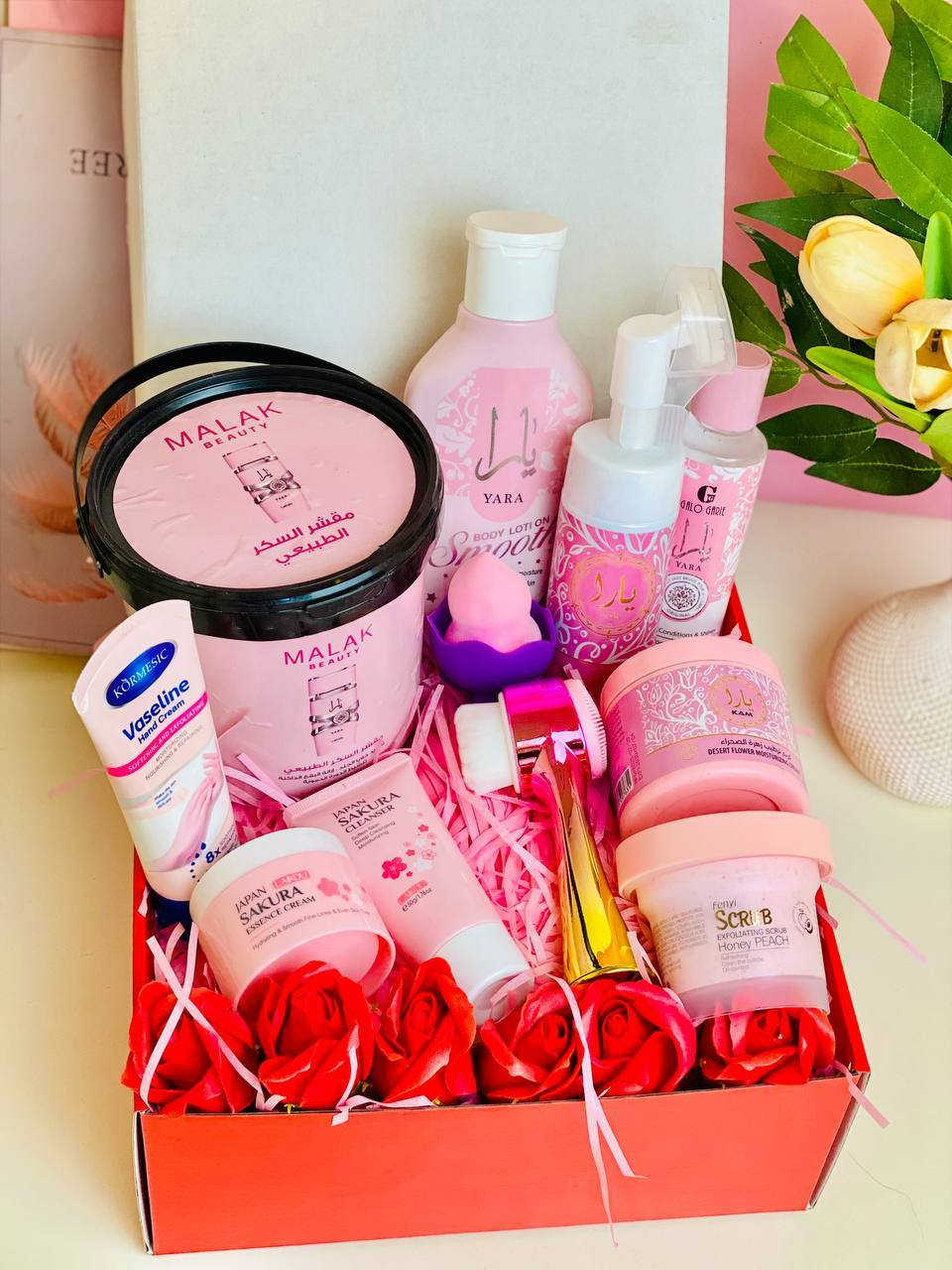 بوكس بيبي بنك 💖🎀
محتويات البوكس لطيفة ومفيدة🌸🍓

مقشر ٥٠٠ مل يارا 🐾
كريم اليدين ❤
غسول الوجه يارا 🎀
كريم للجسم يارا 🐾
بكج ساكورا الثلاثي🐱
مرطب كريم مقشر للوجه 🌕
لوشن ومعطر يارا 💗
سيت بيوتي بلندر وفرشاه 🎀
زيت معطر للجسم يارا 💐


**إذا كنت صاحب هذا الإعلان وتريد حذفه لأي سبب، رجاءا أرسل رسالة إلى الدعم الفني**