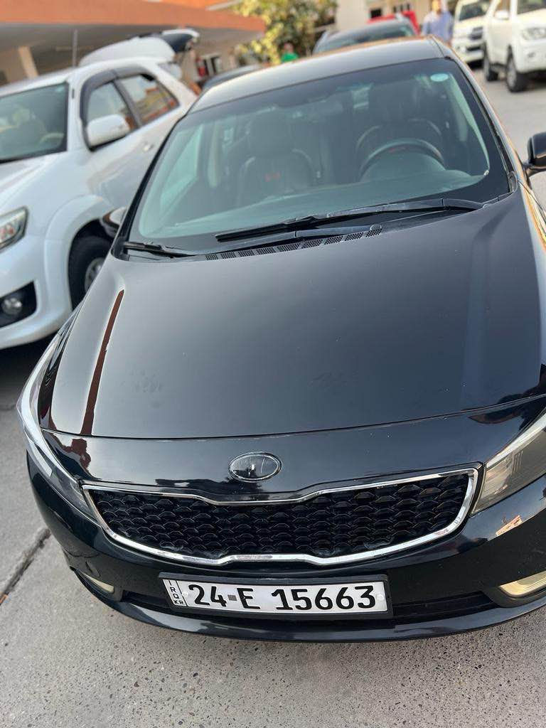 كيا فورتي 2017
السياره بيها فقط بوند مبدل ومصبوغ بدون دواخل بدون شاصي بدون ايرباك
ايرباك كله شركه ماشيه 60 الف السياره مابيها لاشخوط ولا لغط ولابخصات فقط الماشر عليه واحلى من الصور
السياره مال بيت رقم سنويه وفحص جديد سعرها 110 ومجال للاستفسار *********** دهوك, العراق
