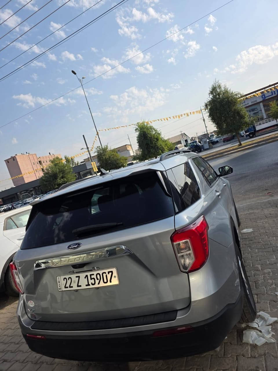 السلام  عليكم ورحمة الله وبركاته 

‏‎‏‎       ——— لـلـبـيع  فقط(233)$$بلاش البلاش  ———

‏‎‏‎فورد اكسبلورر       —  Ford Explorer

‏‎‏‎وراد أمريكي.     —  بدون ايرباك بس برده السكن

‏‎‏‎الموديل           — 2023

فئة.                 — XL 

حجم المكينه   — V4/2300T

‏‎‏‎اللون               — فضي  

‏‎‏‎المسافه المقطوعه — 43.000  قابل للزياده

‏‎‏‎حاله السياره. — صبغ الجامرلغ جهه السائق وربع البونيد  

‏‎‏‎المواصفات 
‏‎‏‎- بصمة تشغيل 
‏‎‏‎- بصمة أبواب 
‏‎ 
‏‎‏‎-ترحيب عند الاقتراب 
‏‎‏‎-كشنات جلد 
‏‎‏‎- رادار جانبي 
‏‎‏‎-رادار امامي 
‏‎- رادار خلفي 
‏‎‏
‏
‏‎-گير ماوس 
‏‎-دبل اكسل //لايوجد 
‏‎-اوتو هولد 
‏‎-اوتو ستوب 
‏‎-هندبريك بصمه 
‏‎-٧وضعيات قياده 
‏‎‏‎-كشنات تدفئة 
‏‎‏‎- ستيرن بحركه كهربائيه 
‏‎‏‎- تبريد مركزي 
‏‎‏‎- بگ لايت LED 
‏‎-صندوق كهربائي 
‏‎-كشنات VIP ( منفصل )
‏‎‏‎- كود باب 
‏‎‏‎-كرسي السايق والراكب بحركه كهربائيه
‏‎‏‎-تحكم ستيرن جهتين 
‏‎‏‎-تحديد سرعه 
‏‎‏‎-مانع انزلاق 
‏‎‏‎-ليد نهاري
‏‎‏‎-كامره خلفيه دواره 
‏‎‏‎باقي المواصفات المعروفه 

‏‎‏‎السعر            — 233 $$$

‏‎‏‎رقم السياره    — أربيل  

‏‎‏‎موقع  السياره — كركوك 

‏‎‏‎للأستفسار. واتساب فقط —  ***********
