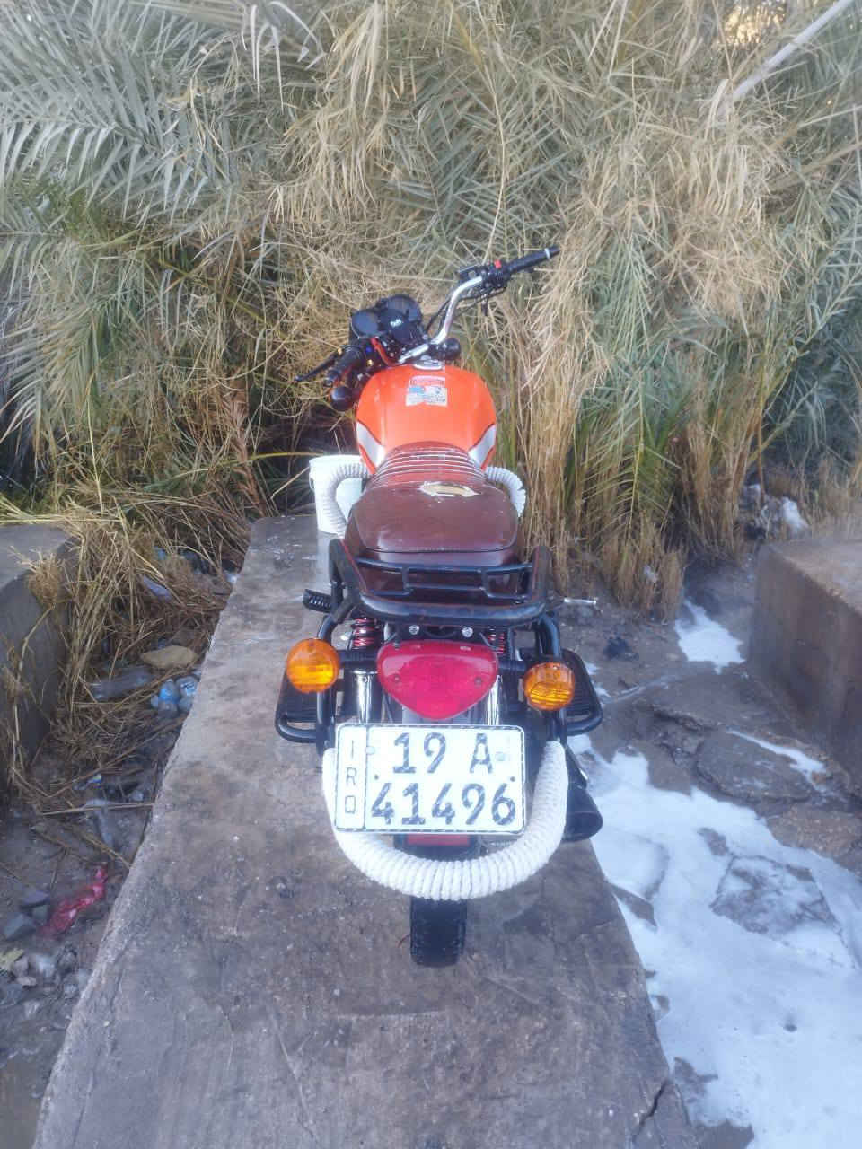 السلام عليكم دراجة البيع مديل 22 الدراجة   رقم وسنوية بسمي مداور ثاني يوم الدراجة مثل شوف بعينك تجي وشوف بعينك تقتنع وتاخذهة تريد المصلح ماكو مانع
مكاني كربلاء المقدسة 
الحر مقابيل الاتحاد تجي توكف يم الاتحاد اني اطلعلك 
سعر الدراجة مليونين وبيها مجال الخاطر الجية 
الشراي يخابر رقم 0778 068 7555
