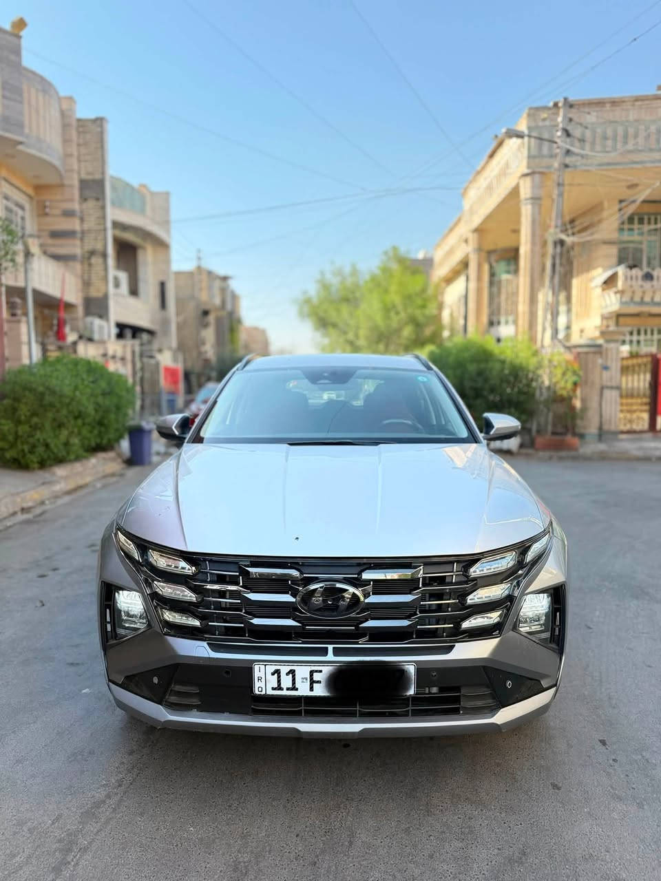 السلام عليكم  ((سعر 189))توسان2026     فقط البنيد تبديل  قطعه فقط لباقي مكفوله موديل 2026  السياره جديده ماشيه 18 الف ميل  
موصفاته sel مكينه 2500  رادار امامي رادار خلفي  جانبي  نقطه عمياء تحكم ستيرن جهتين شاشه متصله شاحنه واير ليس مثبت سرعه مانع انزلاق تحديد مسار سياقه ذاتيه اناره ترحيب كشنات تدفئه كشنات كهرباء وبعد بيه موصفات مكان السيارة بغداد رقمي ***********
