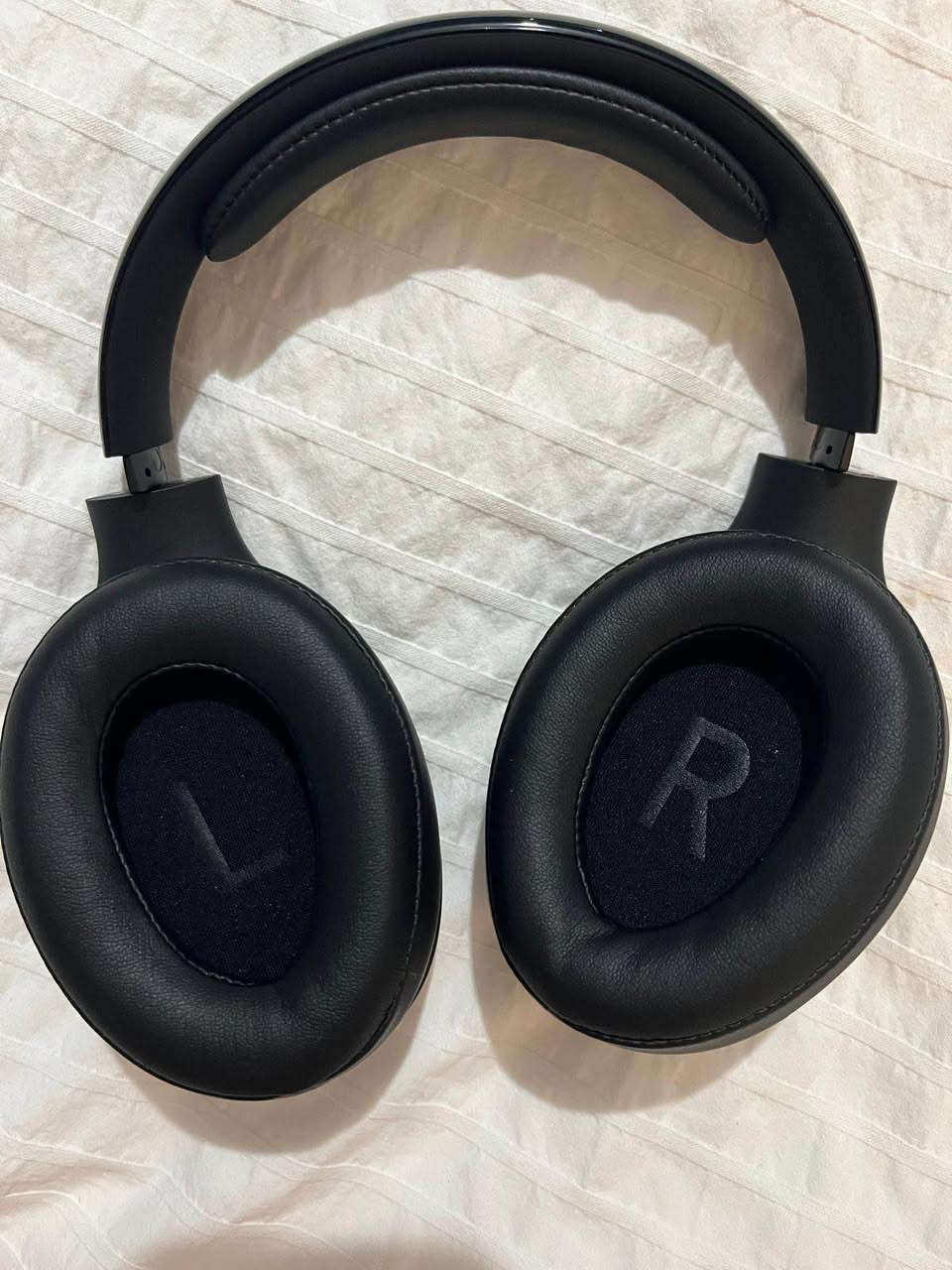 سماعات مرسيدس اصلية غير مستعملة تماما
للاستفسار المراسلة على الخاص او ***********
شكرا جزيلاً بغداد, العراق
