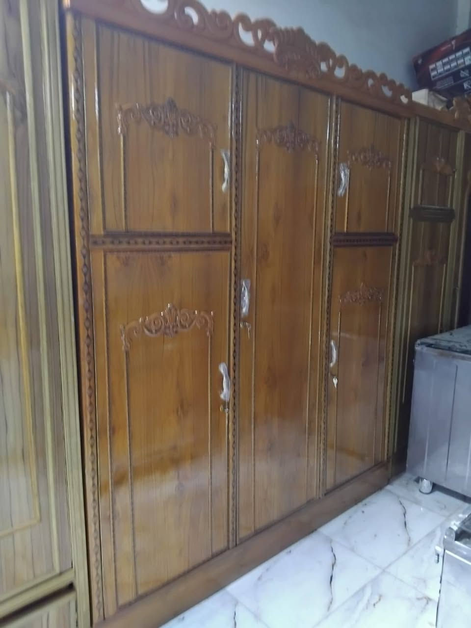 السلام عليكم 
كنتور ٤ ابواب جديد شغل مضبوط سعر ٢٧٥
كنتور ٣ ابواب جديد شغل مضبوط سعر ٢٢٥
كنتور بابين جديد شغل مضبوط سعر ١٦٠
بوفيه مترين ونص جديد شغل مضبوط سعر ١٤٠
بوفيه متر ونص جديد شغل مضبوط سعر ١٠٠
مكان بعقوبه شارع تحرير بهرز مجاور قاعات بيانو مقابيل مستشفى الحياه استفسار *********** يوجد خدمه توصيل
