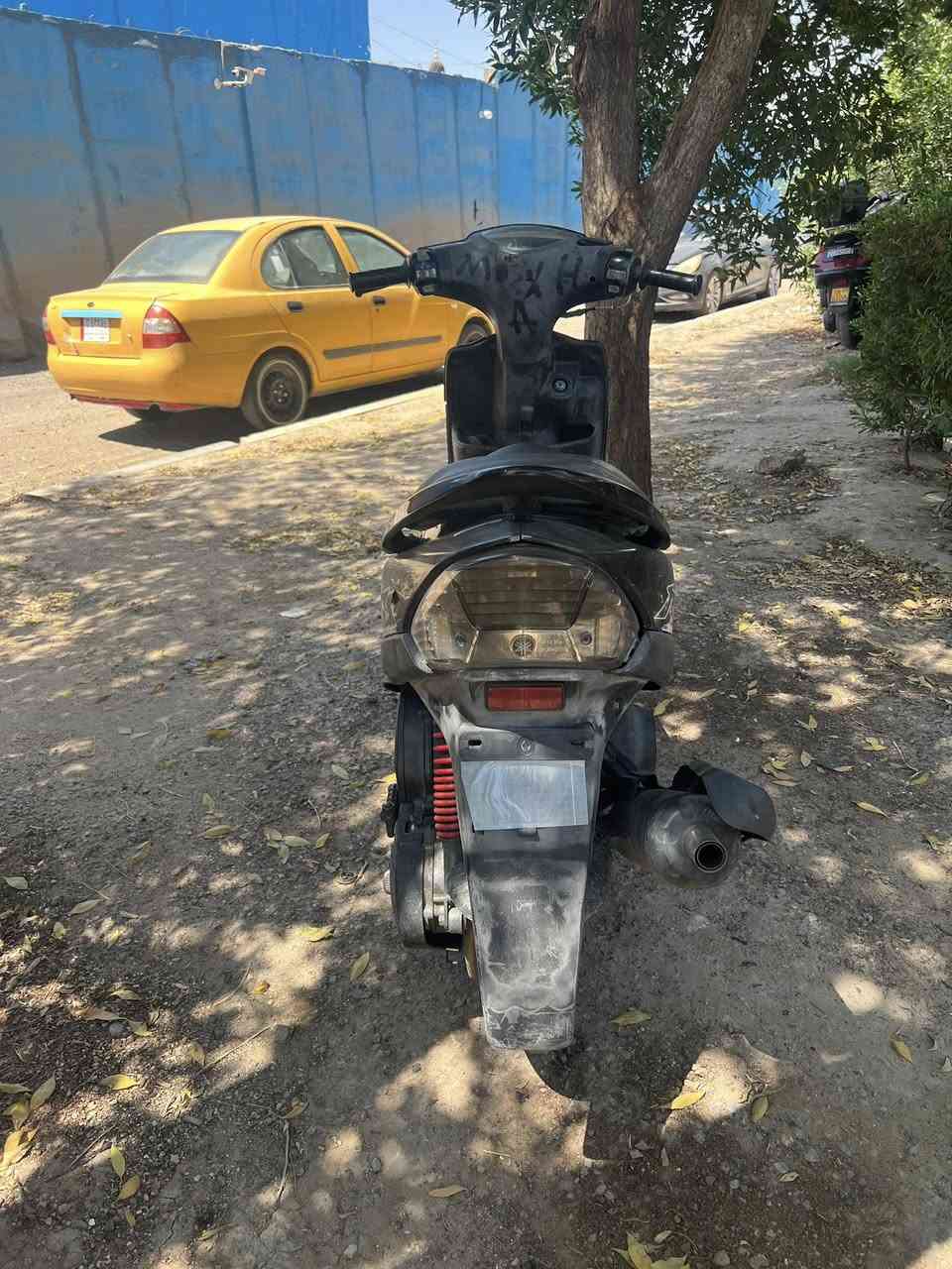 سلام عليكم شباب عدله للبيع وذا عندك مراوس بيراني عادي لدراجه كله عل ابلاد دراجه تخبل بلاديه لسعر650وذا مراوس هم ترهم ***********العنوان بغداد حي العامل
