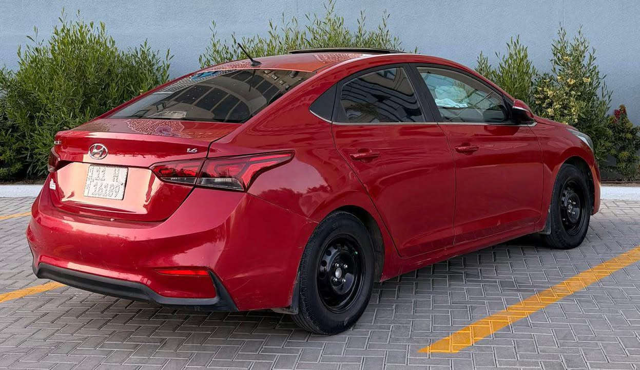 Hyundai Accent
للبيع
موديل 2020
خليجي
محرك 1600 دوش
at كير
فول السياره
فتحه سقف
شاشه كامره
نحكم ستيرن فول
مري شفط
لايت دوار
قطعتين تبريد
داخل لونين اسود بيجي
مكينه كفاله
كير كفاله
((بيه صبغ بنيد ودعاميات فقط))
رقم جديد بسمي شرط تحويل
مكان السياره بغداد حي الحسين
السعر 109 بيه مجال بسيط متوازي على بيعتها 
*********** للاستفسار
ممتواجد على الفيس بغداد, العراق
