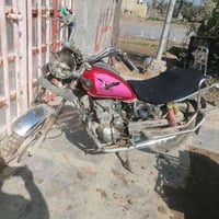 دراجة نارية • قفل مكان • حمزة الغربي