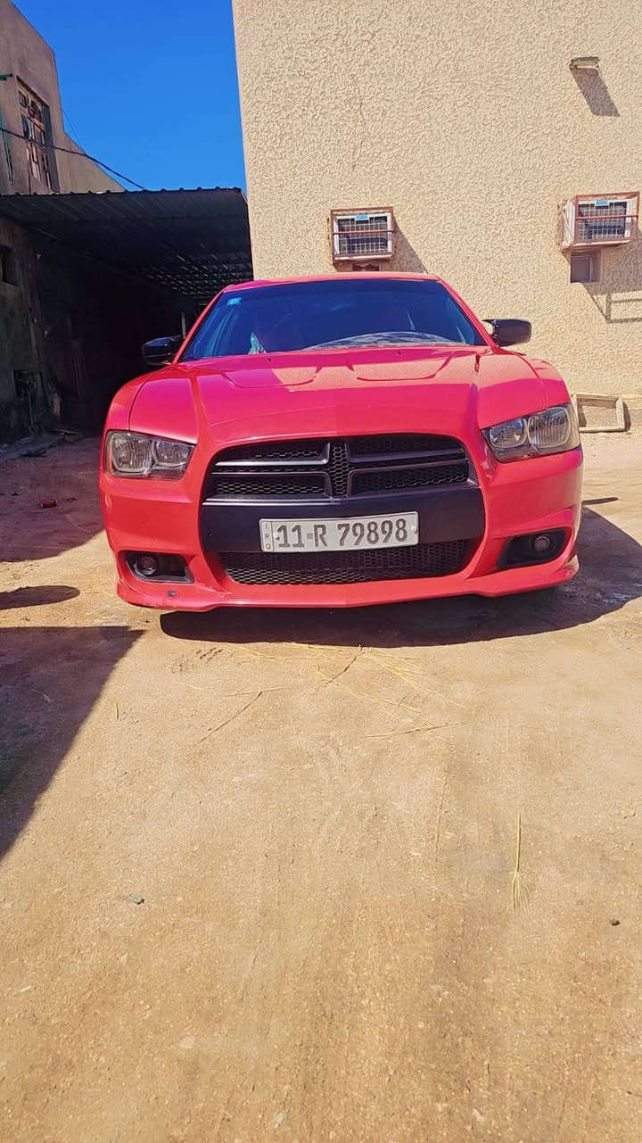 سلام عليكم
للبيع جارجر 2012
رقم بغداد جديد
سياره خليجي فول مواصفات شاشه كبيره مثبت سرعة نظام حساس فتحه
كير مكينه إكسل كله جديد 
سونار مرفق بل صور
بيع او مراوس بدورنكو بدون فرق ماعندي اطي فرق 
السعر 148 وبيها مجال
اتصال ***********
وتساب
