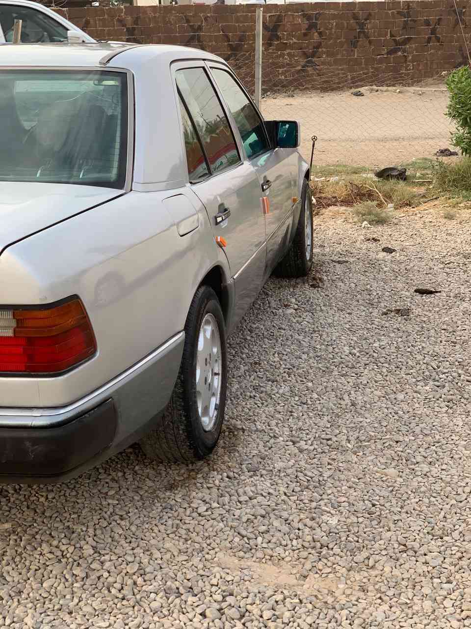 سلام عليكم مارسدس دب 91 كاملة تبريد تدفئة بسمي بيع او مراوس سعر 50بي مجال 
*********** المقدادية, ديالى
