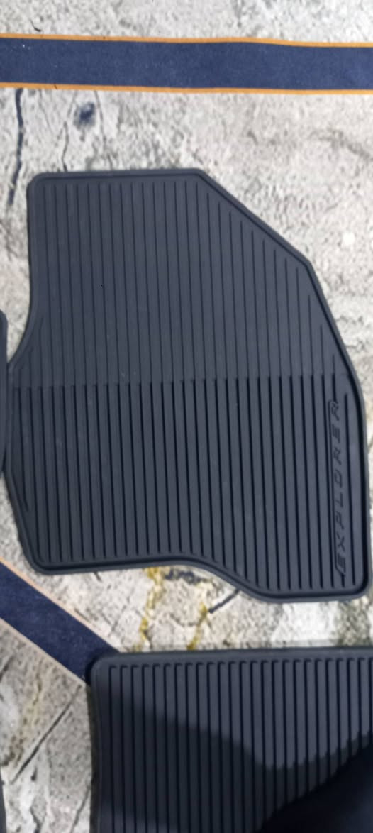 من رخصة الادمن
السلام عليكم ورحمة الله توفر عندي ارضيات فورد اكسبلور ربر اصلي والظهر مالتها محبب هذا اصلي من شركة فور والكود موجود رخيصة مقابل الجودة وفرصة ما تتوفر اخر قطع
للإستفسار عن السعر راسلني خاص او هذا رقمي واتساب ***********
