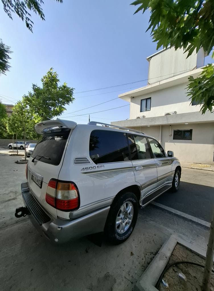 مۆنیکا 2003 gxr بۆ فرۆشتن  نرخ 150$ مەجال

land cruiser 2003 gxr

 فول مواسەفات 

تەحویل ئەسڵ
سەلاجە و سلایدە 
گێر تۆماتیک ناو زەرد 
فۆرمیکا قوفلی ئەکسل ABS 
سێ ریز گوشن تەبرید مەرکەزی 
شاشە ئایپاد  
سیستەمی غازی ئیتاڵی لەسەرە بە شەرت 
بەناو کردن بە شەرت 

تەنها دەرگای سندوق سبوخە  جەمەلخی دواوەی سەیاق کارتە بن دوسەی سەیاق سبوخە 

گێر و مەکینە و دەبل ئەکسل کارەبیەتی هەموو گیانی بە شەرت 

رەقەم تەلەفۆن و وەتسئاپ *********** شقلاوة, أربيل
