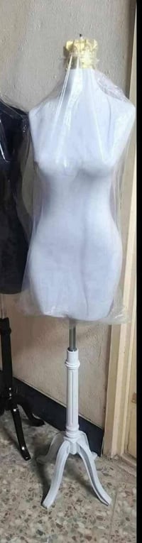 ملكانه عدد 4قطع بسعر قطعه ب25الف متوفر توصيل 07704340932