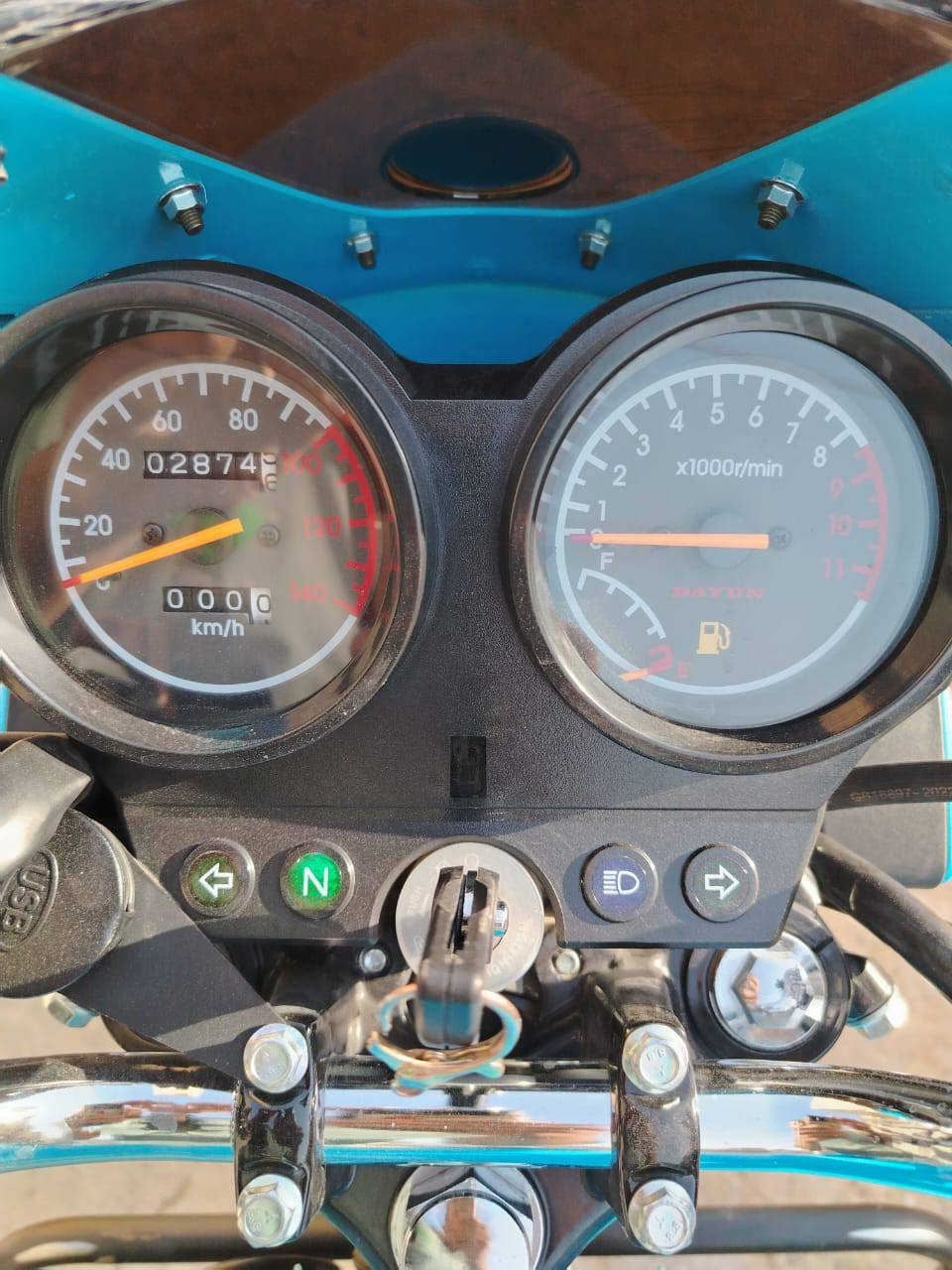 السلام عليكم دراجه دايون جبلي 2025كفاله عامه من كولشي *********** صاحب الدراجه هذا رقمه اوراق سكنر السعر مليون وسبعميه
