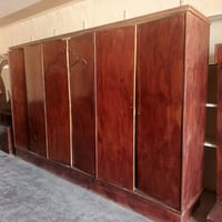 غرفة نوم • خشب صاج • كرابله