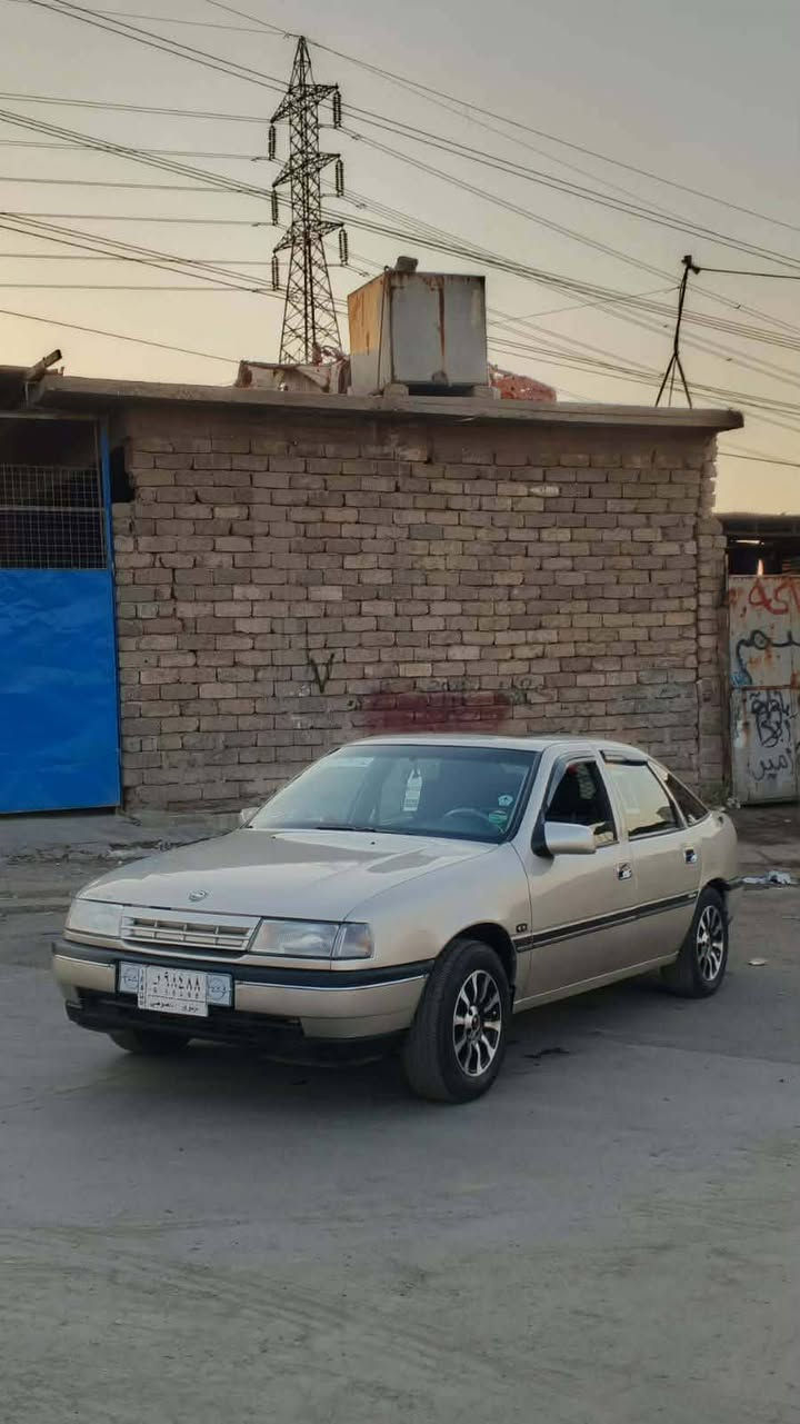 فكترا حجم 18
موديل 92 
سنويه عظم عظم كابون بانزين
مكينه وگير شرط
صبغ جماليه بلا ضرر
دوشمه جديده مسجل سستم سماعات وايرمنيه كلها شغاله ستيرن بور باتري جديد كهربائيات كلها شغاله
سياره جاهزه وشرط من الدعاميه للدعاميه للتواصل الاتصال عل الرقم ***********
