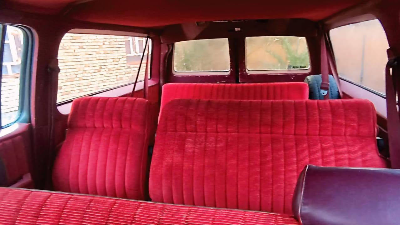 للبيع سعر ٥٥ نضيف كلش رقم دولي  بسمي محرك ٣٥٠ كير ٧٠٠ دواخل تخم تاير كله نضيف اتصال تفاصيل اكثر ***********
