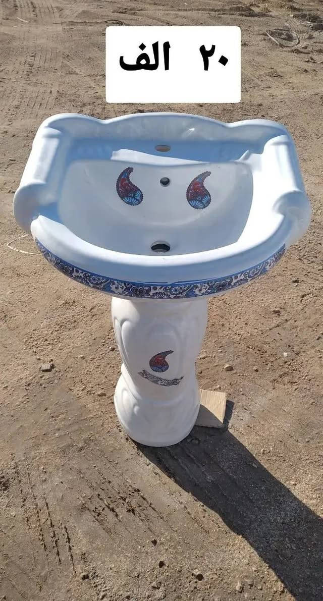 مفرد بسعر الجمبه
مغاسل بشكال ومنوعه واسعار تنافسيه تحطيم للاسعار فقط في
مجمع عادل الخفاجي
سماوه قشله شارع مقابل جسر المشاة على نهر الفرات
***********
