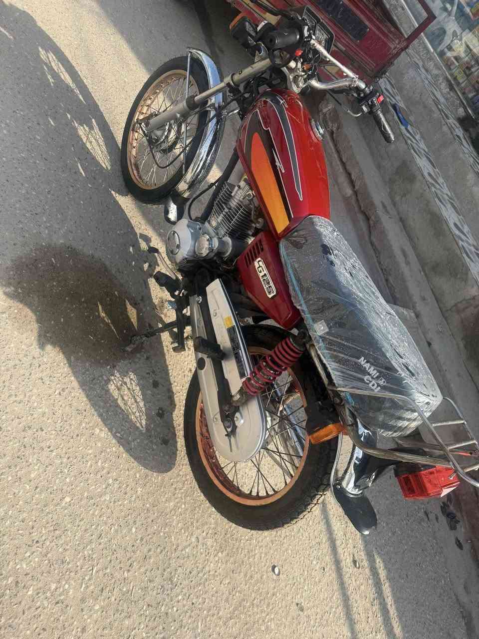 دراجه نامه مكفوله ودراجه أوراق سعر 750 وبيه مجال ***********
