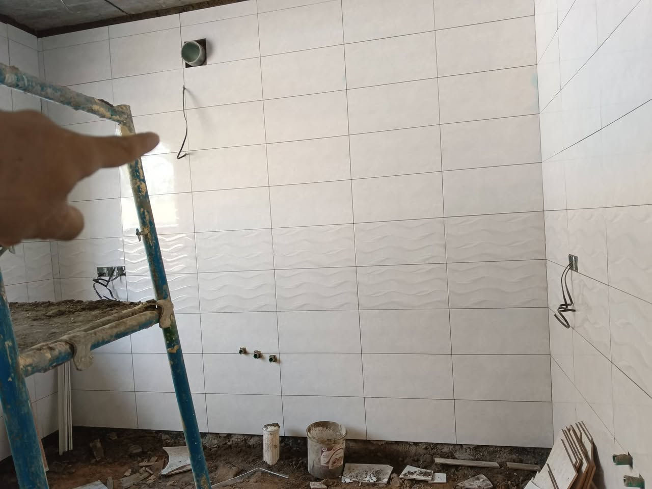 شغل دراجه اوله ومن الله التوفيق جدران ارضيات شرط شغل هندسي
***********
***********
