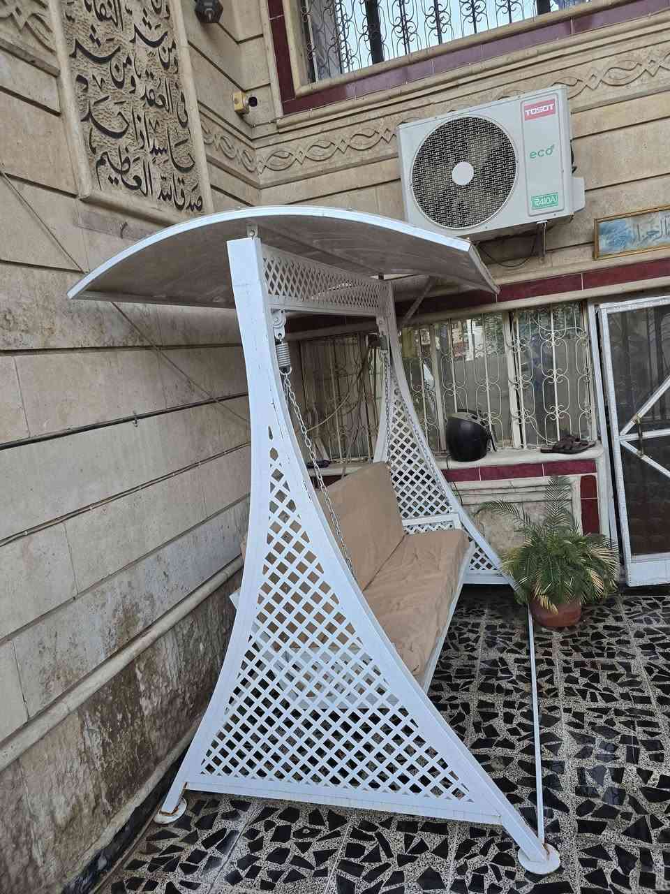 السلام عليكم 
مرجوحة للبيع 
حديد ثقيل 
بحالة الجديد
السعر ٢٠٠ الف 
غير شامل التوصيل 
بغداد/ الدورة حي آسيا 
***********
