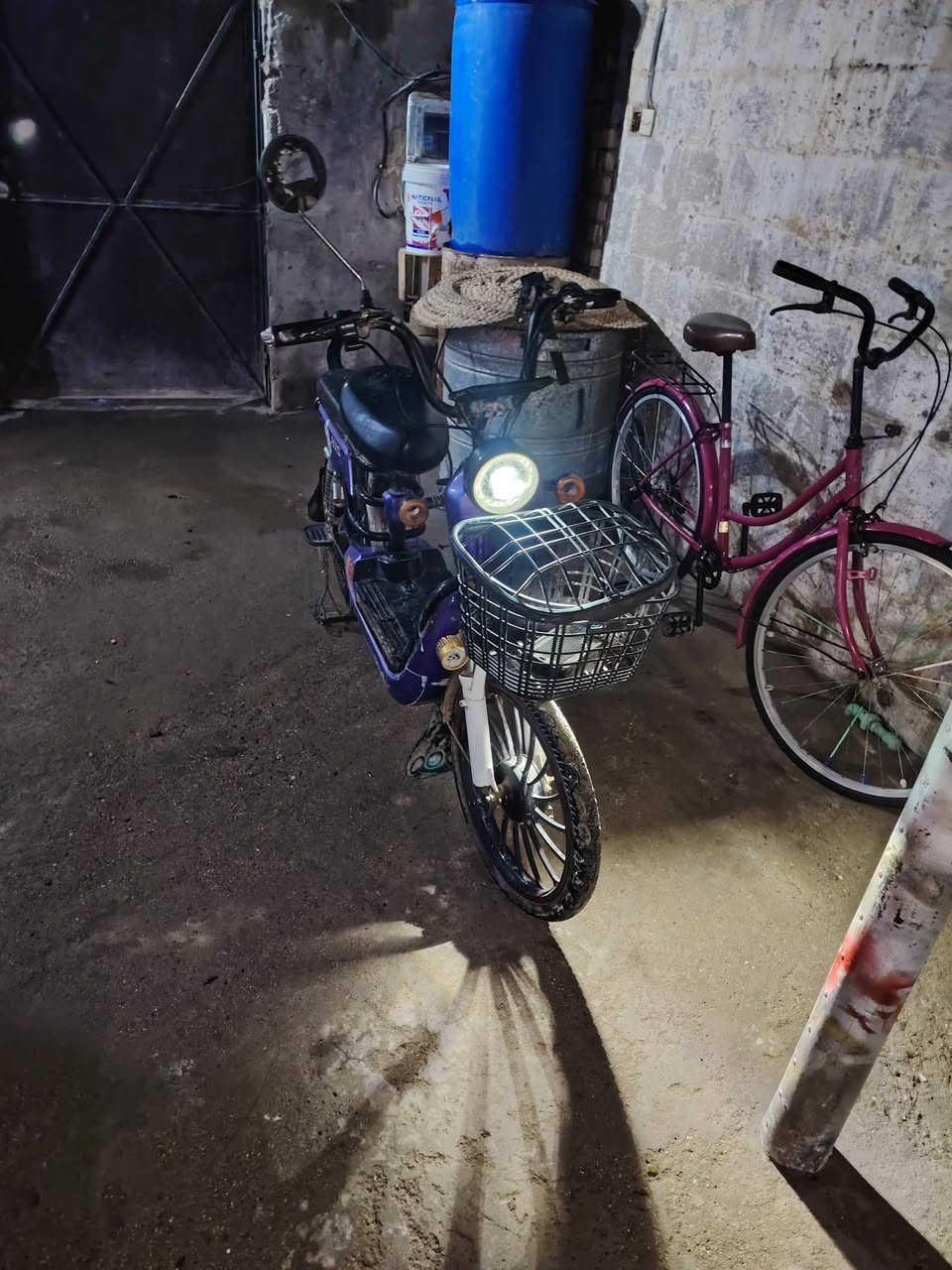 السلام عليكم شباب ماطور للبيع اج اي اس بطاريات نص عمر ٥باتري السعر ١٧٠ بيها مجال العنوان بغداد ابو غريب قرب مستشفى ابو غريب
الاستفسار ***********
