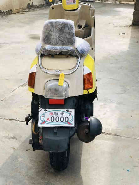 السلام عليكم بوليس للبيع كفالة عامة ختم واحد السعر 800 الاستفسار  ***********
