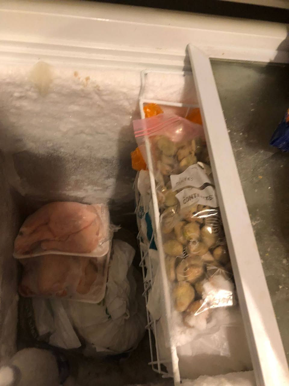 السلام عليكم مجمدة 8 قدم
اوكما
المكان بالطي
للشراي التواصل،واتساب ***********
