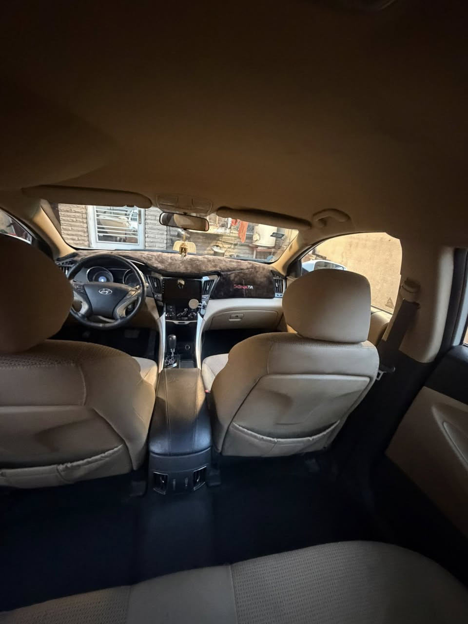 سلام وعليكم
سوناتا 2011 خليجي 
سياره جاهزه من كل نواحي مابيها اي نقص 
بيها قطعتين صبغ صندوك جاملغ خلفي 
محرك 2400 دوش 
تحكم ستيرن 
110سعر بيها مجال لشراي 
***********
