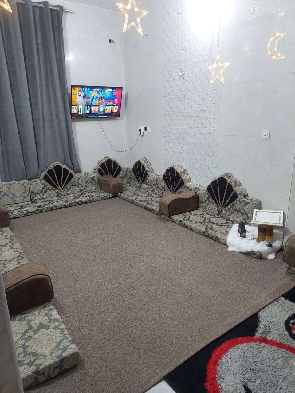 بيت ٥٠ متر طابقين اله مدخلين من يم جامعه أهل البيت ومن يم مستشفى وارث
لإيجار ٢٥٠ إيجاره
***********

‭٠٧٧١ ٩٢٨ ١٣٠٢‬
