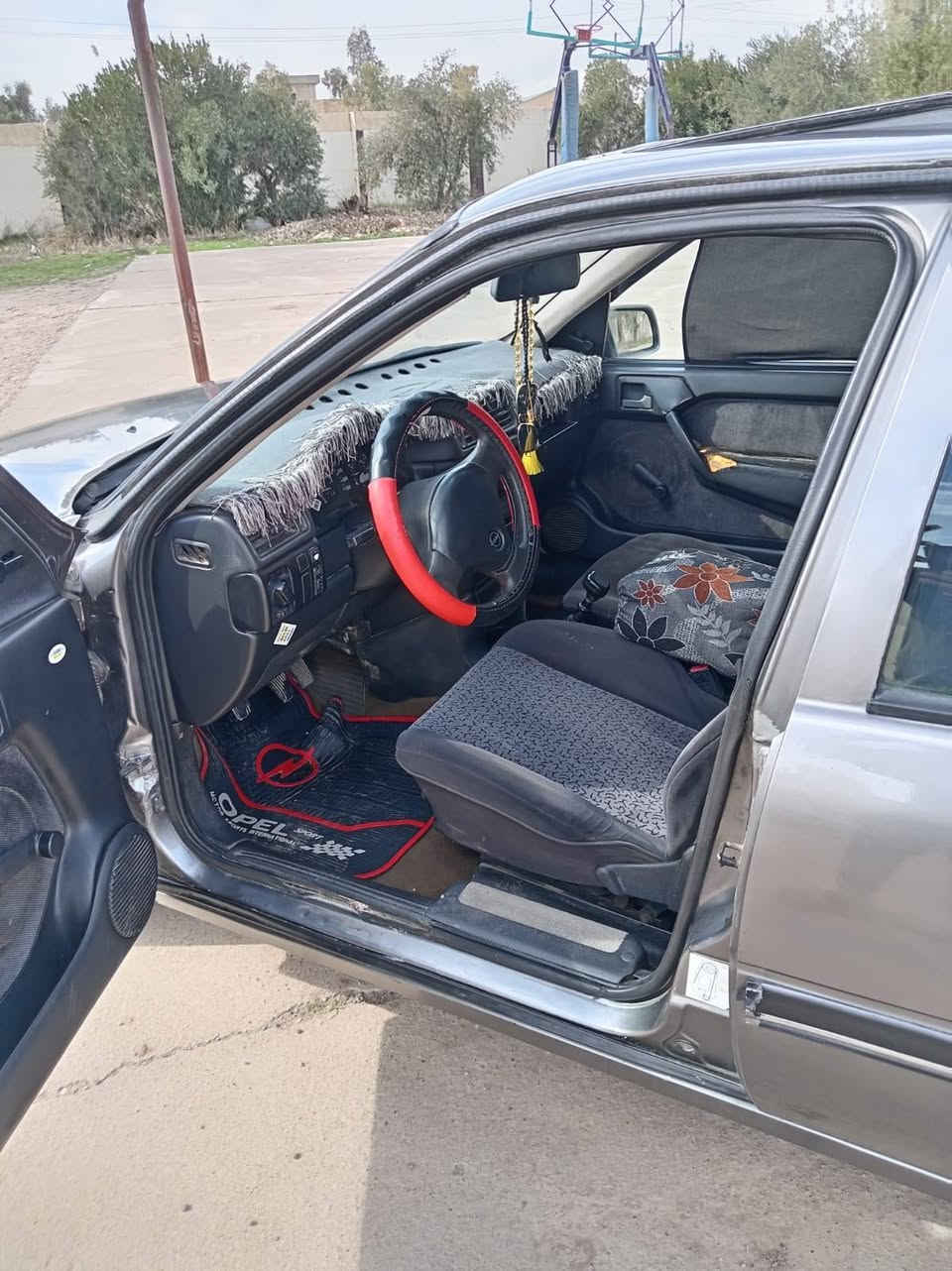 السلام عليكم
فكتره للبيع موديل 1990

حجم 18

رقم كركوك دولي سنويه لل 2030 هزه جديدة 

مصبوغه جماليه       السعر 42.وبيها مجال 

الشراي الاتصال ع ‏‪***********‬‏

ع خاص ماجاوب احد
