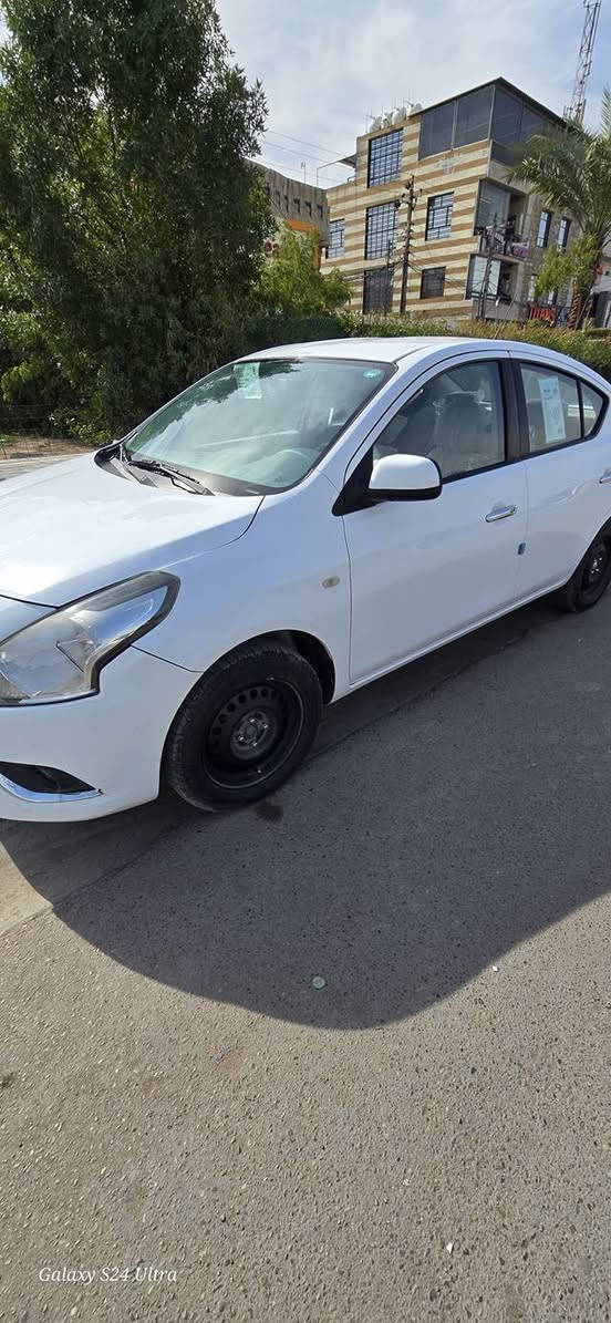 سلام عليكم سني ٢٠٢١ بليته زركة رقم اربيل الجديد سنوية ل٢٧ مكفولة من الضربة والصبغ والسونار مرفق بأسم عربي تريد وكالة او تحويل السعر ١١٤ بيها مجال بسيط العنوان بغداد السيدية ***********
