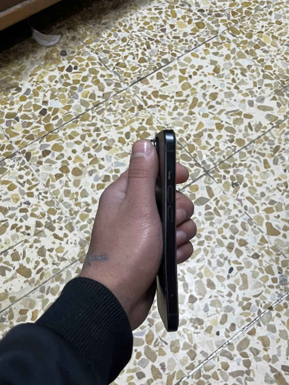 ايفون 15 عادي ذاكره 128 بطاريه 86 دبل خط جهاز ممفتوح فقط بي عواج كلش بسيط بالشاصي ممأثر رايده 580 او مراوس بأيفون برو ماكس وانطي فرق 14 او 15 مكاني بغداد غزاليه ***********
