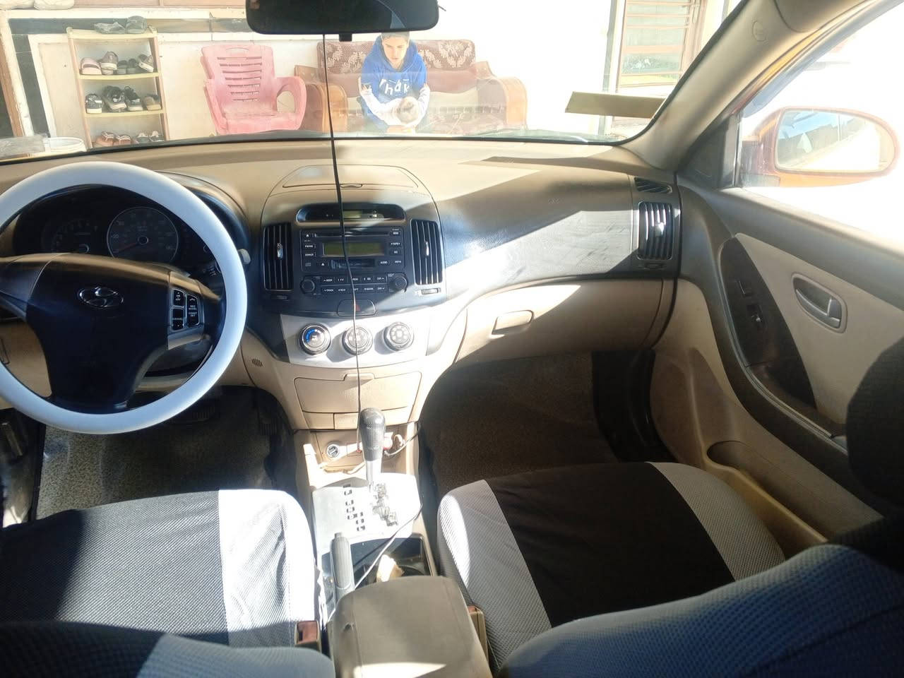 سلام عليكم النترا موديل 2008 مكينه وكير وتبريد جدد ضرر جاملق خلفي  وبيه جاملق امامي بس باقي جديد صدر امامي خلفي تخم تاير كله جديد  بسمنه تحويل مباشر مكينه 2000 سياره مال بيت نافضه فولل سعر 82 وبيه مجال رقمي *********** مكان دوره هورجب
