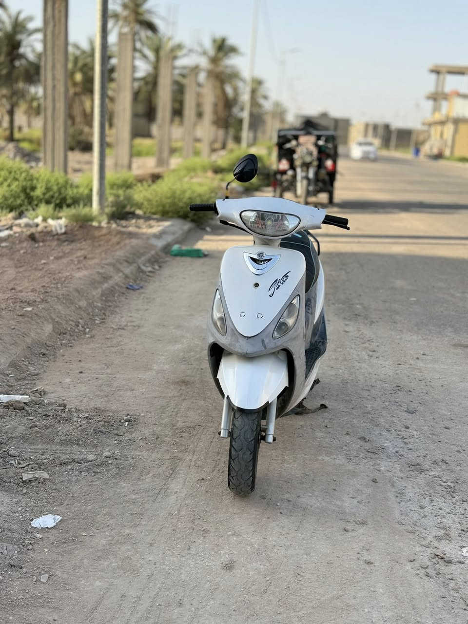 ‏دراجة ماكس منغولي للبيع دراجة نظيفة ما ناقصها شي لايت￼بك لايت اشاير سلف كلشي شغال دبلات شغالة بصمة مختم بلادي محركهة ناعم نهضة وسرعة فول سعر 475 وبيهة مجال مكاني رميثة ***********
