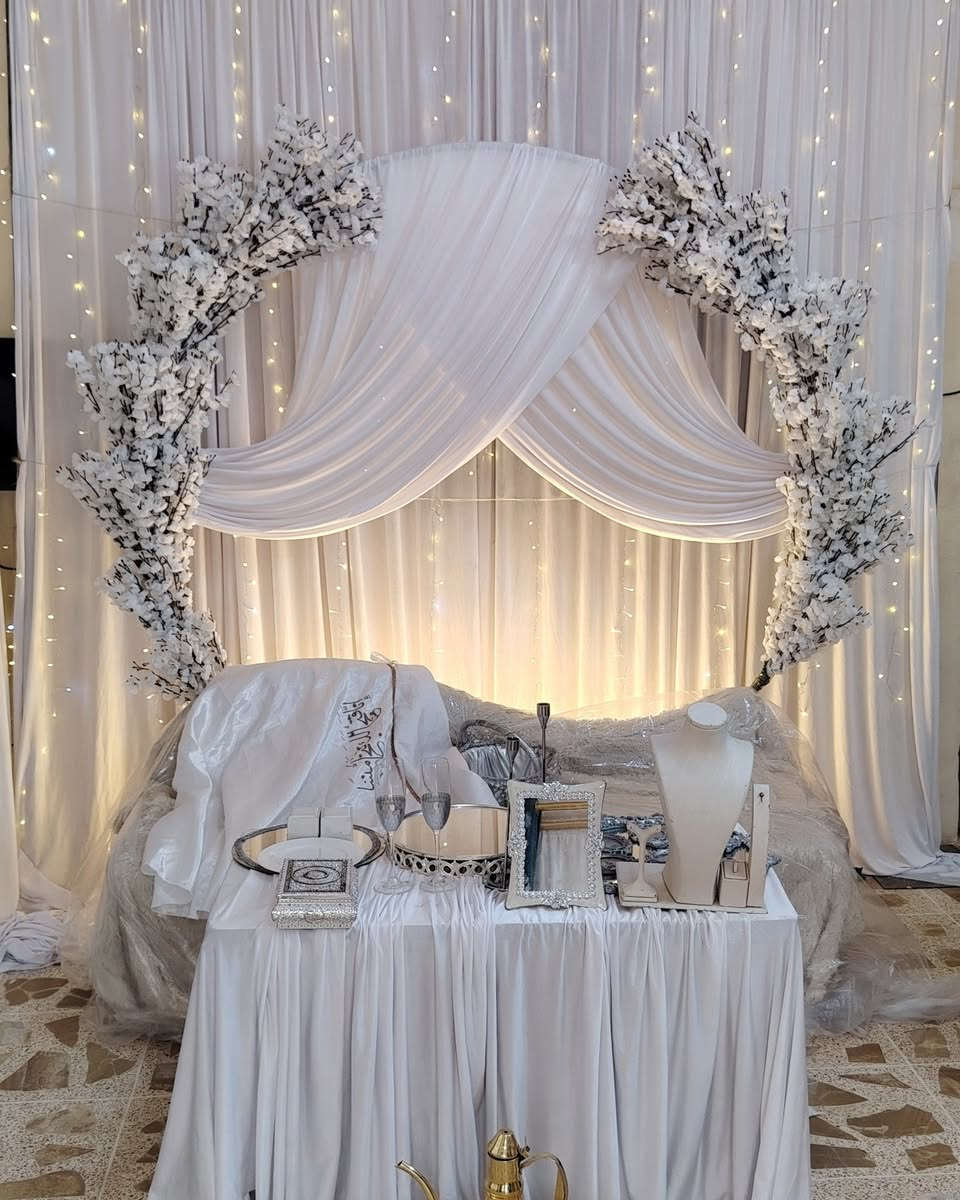 لحكو لحكو #عروض  عروض #عروض 🎯🎯 
 على أكثر من ٥٠ دزاين  راسلونه وتدللون 
 تجهيز الكوشات عقد قران  تزين حدايق خارجيه
واحنه ووثائق عقد قران تجهيز مناسبات طعام 
حجز مسبق  فقط العليكم اختارو الموديل اليعجبكم 
والباقي علينه وكوشه وتزين كامل من ميز وتفاصيله كامله حسب مناسبتكم 
 وبوفيهات الطعام وثيمات اعياد الميلاد والكراسي والطاولات والافتتاحيات والخيم وحفلات التخرج وتزيين  طاولات المطاعم وغرف النوم جميع المناسبات من A الى Z شركتنا متخصصه بميدان المناسبات وحسب طلبكم للاستفسار اكثر
 ***********
***********
واتساب او مراسله الصفحه
#حبيبتي #حبات #حبيبي #حبيت 
#حنه_عروس #مهر #فراشه #خطوبة
#اعياد #نورس #خطوبة #زفه #زفات_عرايس 
#حبيبتي🎼 #حبيبتي_انتي
