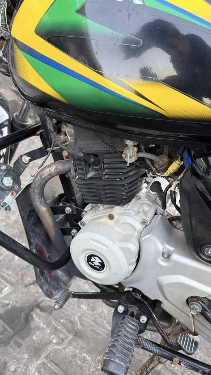 سلام عليكم مكلف بنشر بوكسر ٢٠٢٠ كلاسك اروق اصولي  ام قصر
رقم صاحب درجه ‭٠٧٧٠ ٨٢٢ ١٩٢٩‬

ما مفتوحه مكفوله

(سعر مليون و ٢٠٠)
