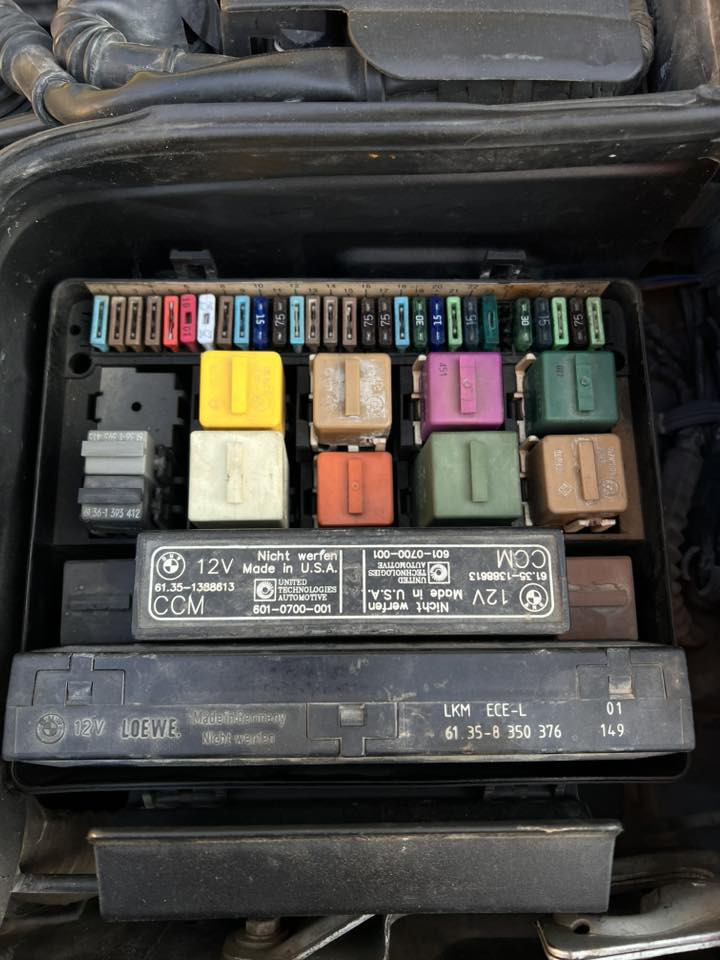 السلام عليكم اريد مراوس ب ماليبو سيارتي بلاديه فقط رش تحويل مباشر مابيها اي نقص
***********
