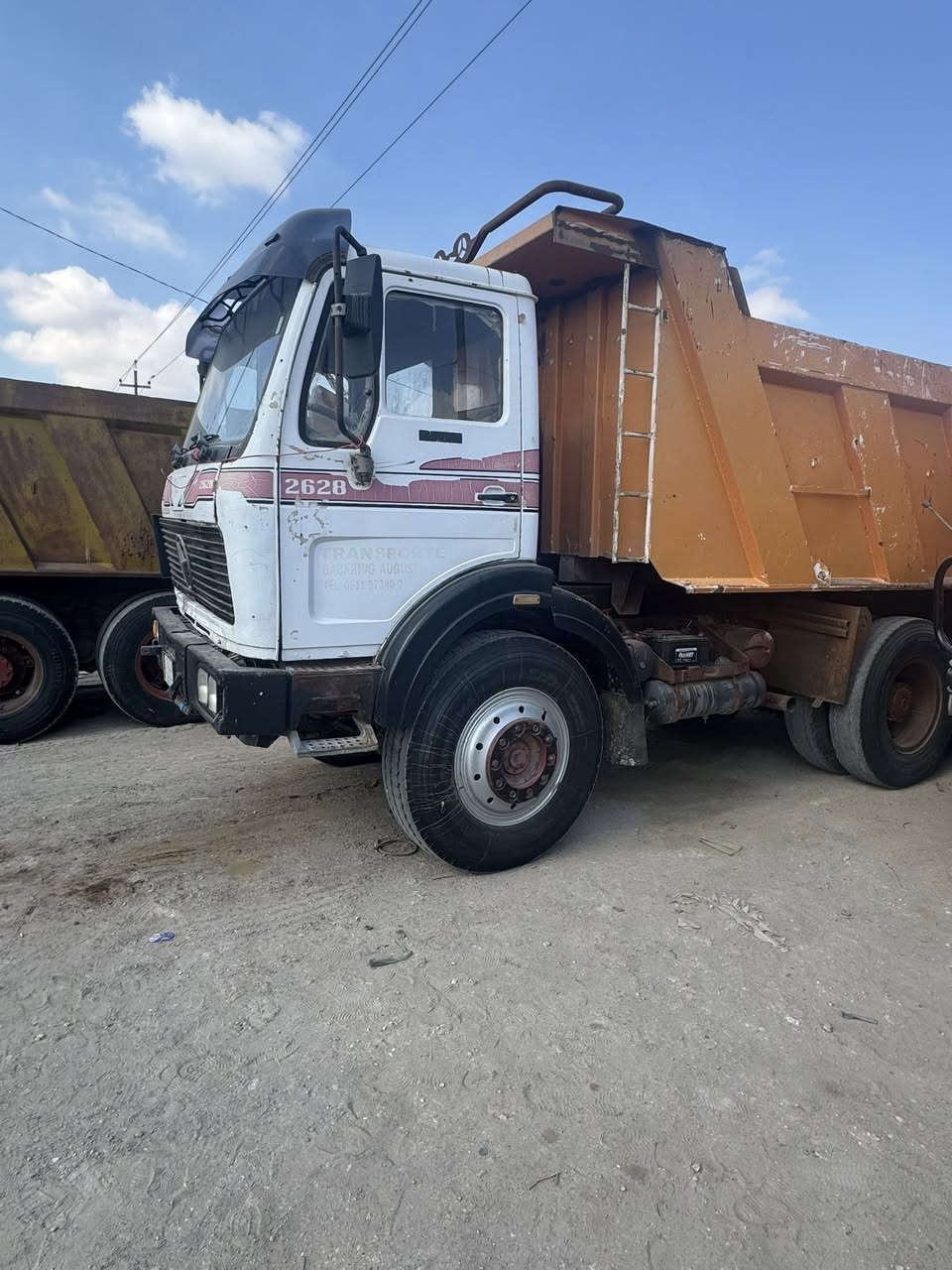 سلام عليكم البي موديل 86 مكينه 28 مجموعه نص جيئف شاصي غير مكفول   رقم هاتف ‭0778 040 1924‬ /‭.                           ‭0782 725 2941‬
