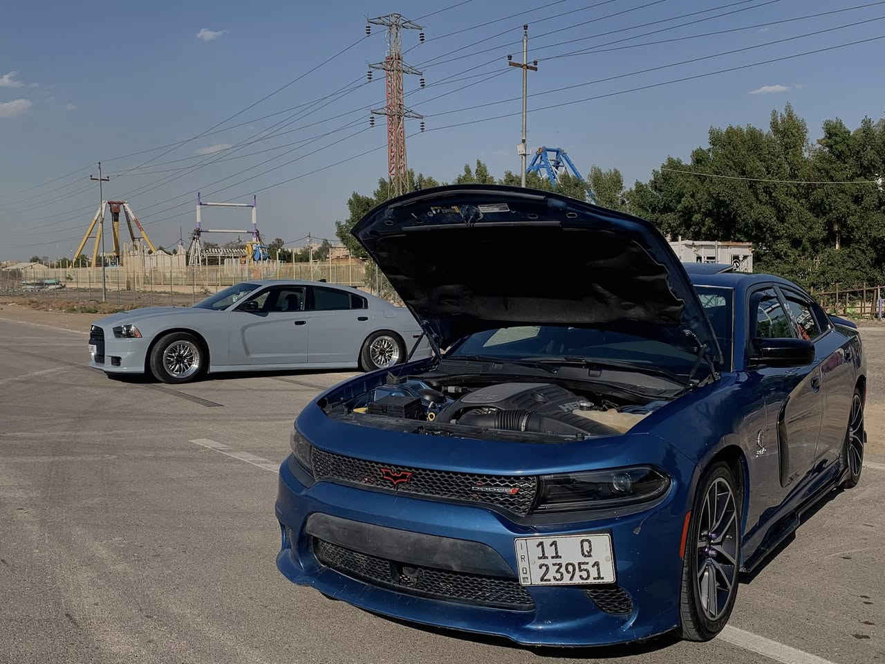 السلام عليكم جارجر ارتي RTموديل ٢٣ اخر اصدار سياره فول مواصفات رادارنقطه عمياء كشنات حظن شاشه كبيره توويل معروفه باقي مواصفات حادثهه جاملغ خلفي بدون دواخل بدون ايرباك تخريب مخدرات بل العراق ربع جاملغ امامي بخ بارد بل باب فقط***********
