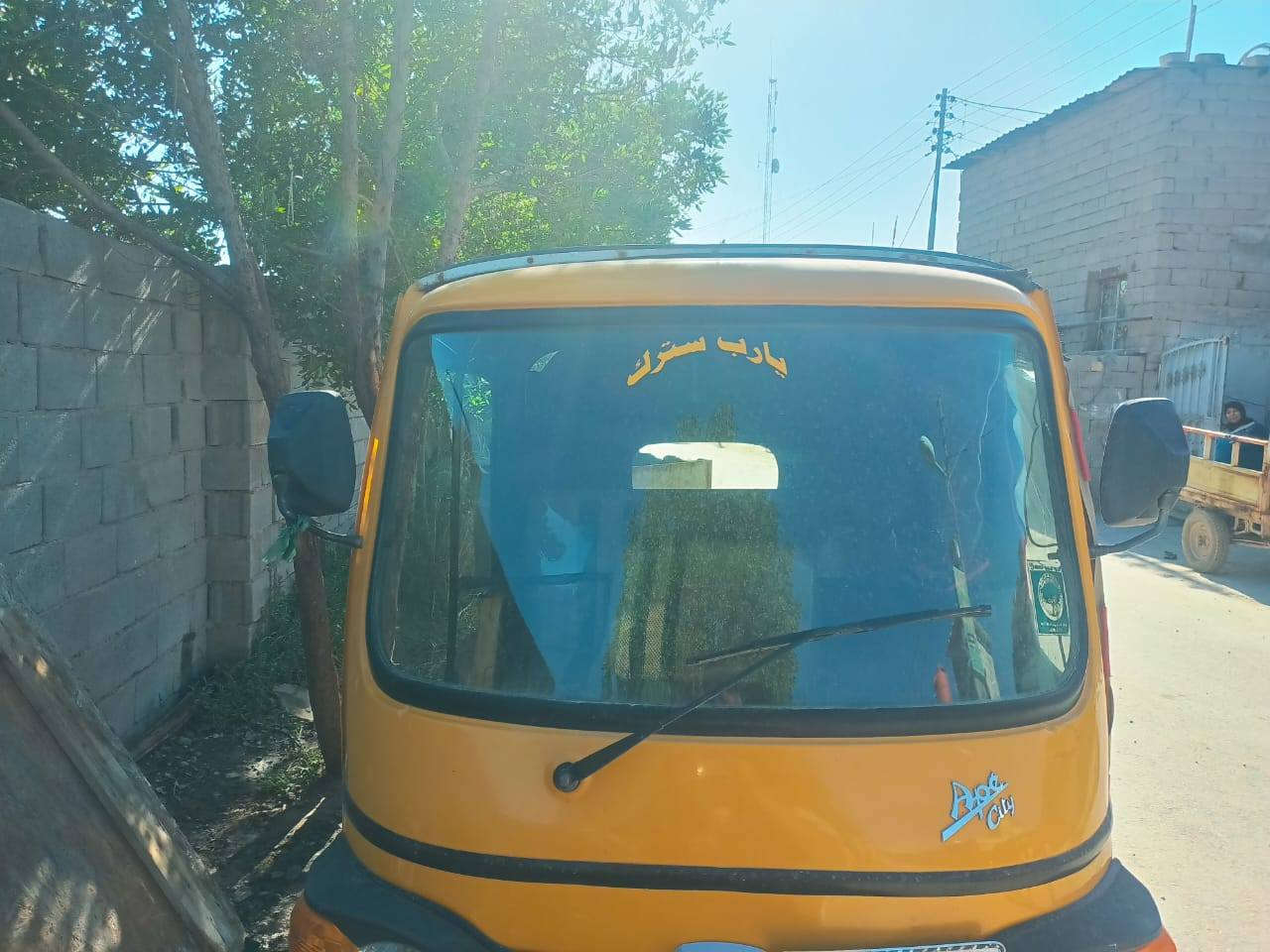 سلام عليكم شباب بياجو 19 طالع بل 21تكتك رقم وسنويه كامله المحرك تحوير ديفياس قبل شهر من حورته تكتك جديده بيه ضربه بصيطه العنوان شط العرب سعر 5000 ملايين  وهاذ رقم***********
